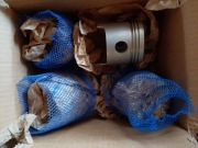 VW garbus zestaw tłoków Kolbenschmidt 83mm nowe 