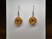 Kolczyki wiszące na biglu donut z czekoladą i orzechami z modeliny fimo 