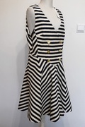 Karen Millen Textured Stripe Bottom Detail Flippy Dress 44 16 XXL w paski