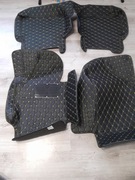 Komplet pikowanych dywaników nowy