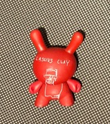 Kidrobot Jean Michel Basquiat Dunny Czerwona Cassius Clay Figurka