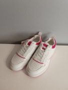 Biało-różowe sneakersy Sinsay rozmiar 38