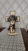 Solidny, ręcznie wykonany krzyż z wizerunkiem Jezusa Chrystusa, prezent 