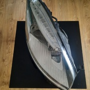 REFLEKTOR PRAWY CITROEN C4 GRAND PICASSO 2011