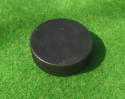 Krążek hokejowy z lat 80tych Stomil Polska - znalezisko z jeziora 