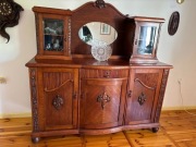 Antyczny kredens dębowy z lustrem, początek XX wieku