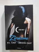 "Zdradzona" – P.C. Cast, Kristin Cast
