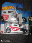 Hot wheels serii retro racers. Samochód 