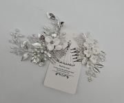 Biało srebrne wsuwki grzebień do włosów kwiaty ślubna fryzura 