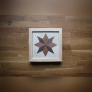 Drewniana ozdoba ścienna. Intarsja. Rozeta.