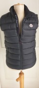 MONCLER PIOWANA KAMIZELKA 