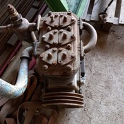 Sprężarka tłokowa poeietrza