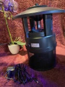 Elektryczna pułapka na owady 