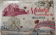 B. ładny magnes na lodówkę - pamiątka z Malezji- Melaka  80x55 