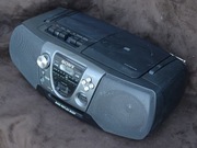 Radiomagnetofon z CD przenośny SONY CFD-V6 uszkodzony, radio działa