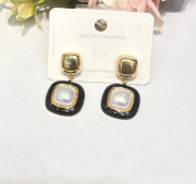 Kwadratowe kolczyki damskie stal chirurgiczna 