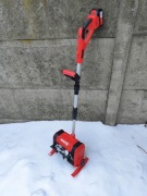 Mała Odśnieżarka Akumulatorowa Elektryczna łopata do śniegu stan BDB