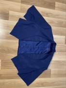 Żakiet granatowy z poduszkami na ramionach