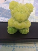 Miś z serduszkiem świece