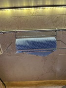 Półka uchwyt relingowy na ręcznik papierowy