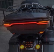 Harley Davidson lampa stopu tył led tylna na kufer centralny kierunki 