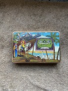 Stare blaszane pudełko z papierosów Nestor Giandelis