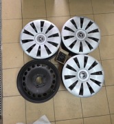 Komplet felg stalowych 15" Mercedes + oryginalne kołpaki + śruby