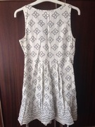 Sukienka biała, bawełniana, dżety Oasis jeans 38