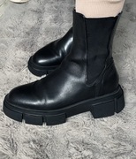 Botki skórzane na grubej podeszwie Zara skóra czarne sztyblety 38/24,5cm 