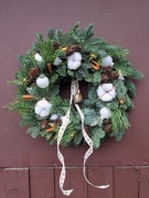 Świąteczny wianek na drzwi 