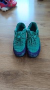 Buty sportowe turfy Huari, r. 39