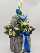 Stroik wielkanocny z ażurowym zajacem