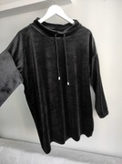 Czarna welurowa długa bluza r 44