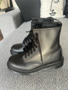 Dr Martens martensy 1460 mono skóra