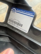 ŚLIZG MOCOWANIE ZDERZAKA PRAWE TYŁ JEEP CHEROKEE KL 2019-