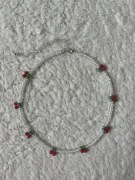 Naszyjnik,Choker ze szklanych  koralików wiśnie