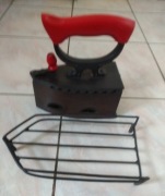 Stare żelazko na węgiel Polskie