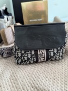 Torebka Logo mała listonoszka na pasku