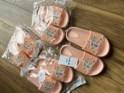 klapki dziewczęce 5-10-15 Kolor koralowy r 28 r 29