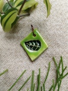 Ceramiczna zawieszka naszyjnik liść handmade