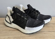 Buty do biegania Adidas Ultraboost 19 B75879 roz. 36