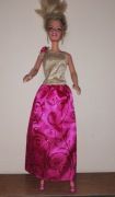 Lalka Barbie w wizytowej długiej kreacji.Mattel 2009
