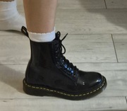 Dr. Martens Lakierowane glany rozmiar 39