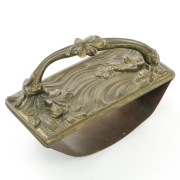 P1G Mosiężny bibularz w stylu secesyjnym