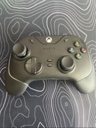 Kontroler przewodowy RAZER Wolverine V2 Chroma Czarny