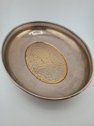 Stara patera, zdobiona 