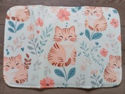 Dywanik łazienkowy z słodkimi kotkami