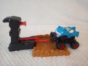 Auto z wyrzutnią 3+