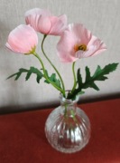 Szklany wazonik w wersji mini.