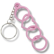 Stylowy brelok z motywem 3 pierścieni i serca